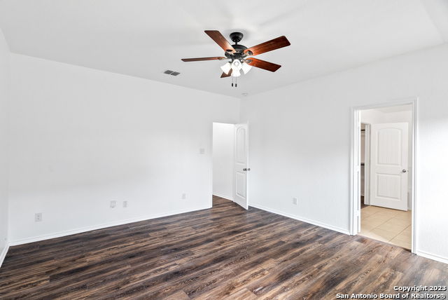 Image 21 of 34 For 3558 Glacier Lk