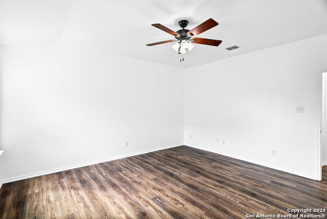 Image 22 of 34 For 3558 Glacier Lk