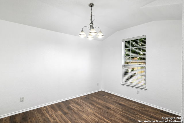 Image 5 of 34 For 3558 Glacier Lk