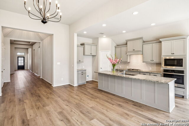 Listing photo id 21 for 9121 War Wagon Ln