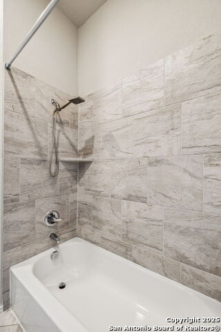 Listing photo id 29 for 9121 War Wagon Ln