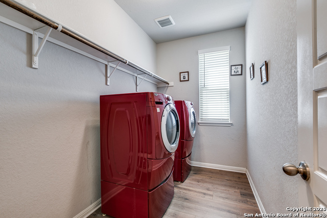 Listing photo id 21 for 2006 Artemis Path