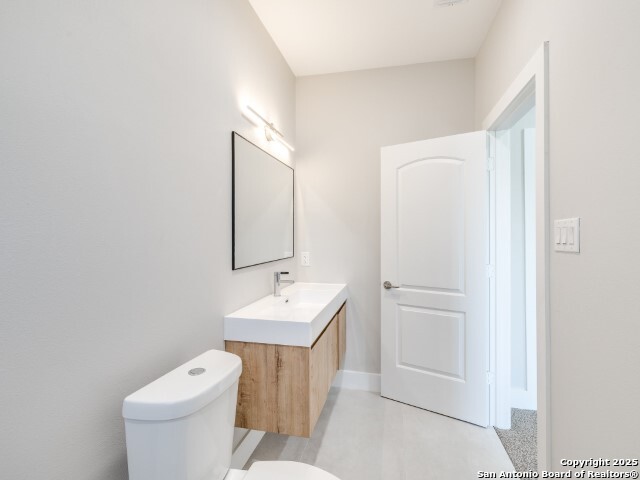 Listing photo id 11 for 1014 Cherry N