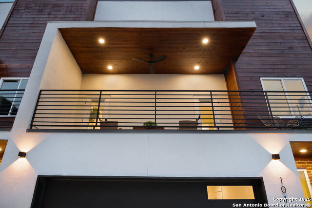 Image 10 of 45 For 1021 Hackberry S 402