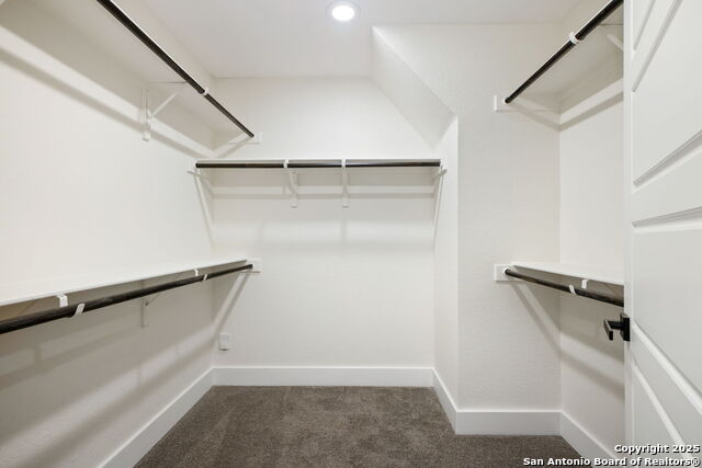 Image 29 of 45 For 1021 Hackberry S 402