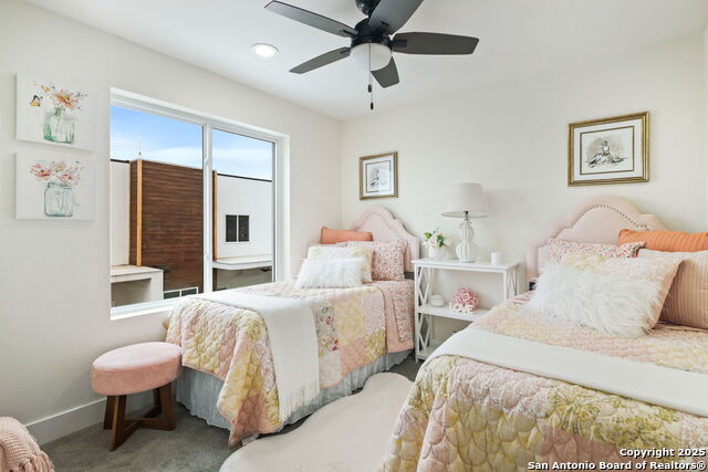 Image 30 of 45 For 1021 Hackberry S 402