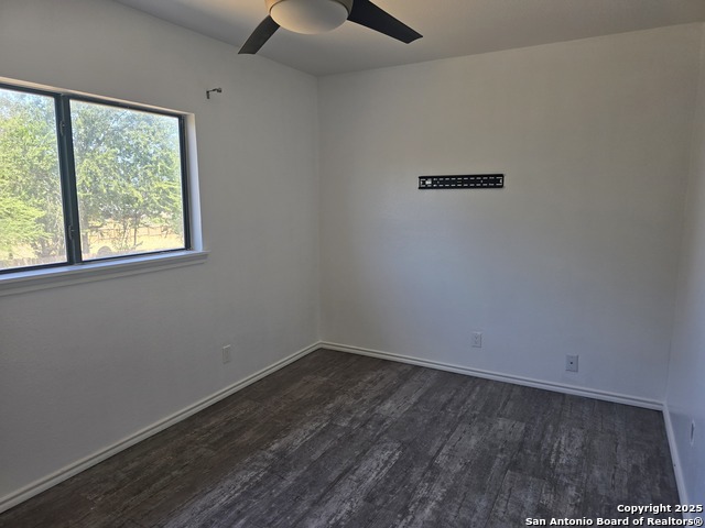 Image 12 of 21 For 8151 Cantura