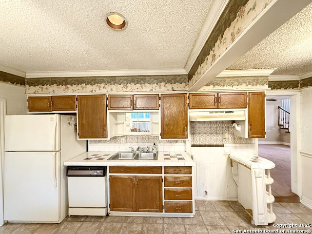 Image 13 of 45 For 1205 Pyron W