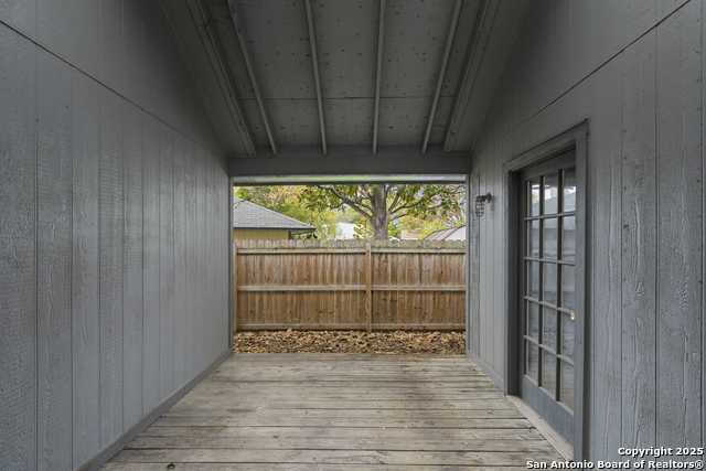 Image 17 of 20 For 7709 Brunning