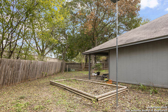 Image 18 of 20 For 7709 Brunning