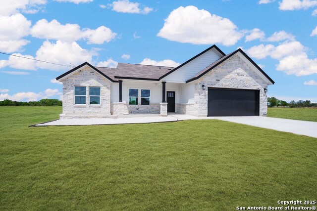 Details for 150 Ranchero Way, Natalia, TX 78059