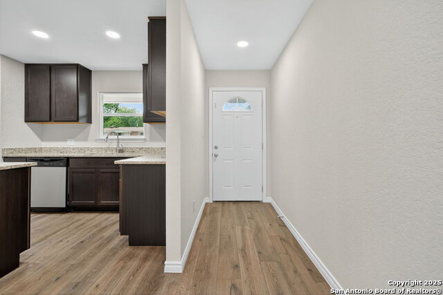 Image 2 of 21 For 218 Park Ln  