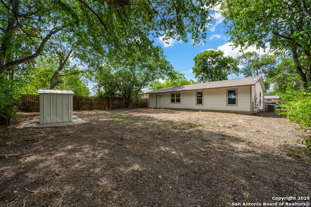 Image 21 of 21 For 218 Park Ln  
