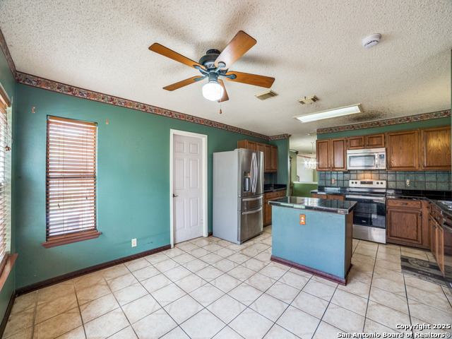Image 10 of 25 For 1803 Copperfield Rd