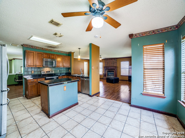 Image 11 of 25 For 1803 Copperfield Rd
