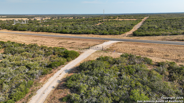 Image 26 of 74 For 2925 Fm 462  