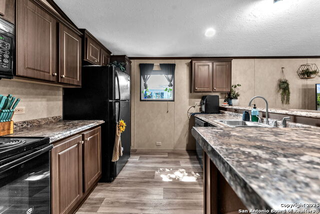 Listing photo id 13 for 5478 Elkhunter Trail