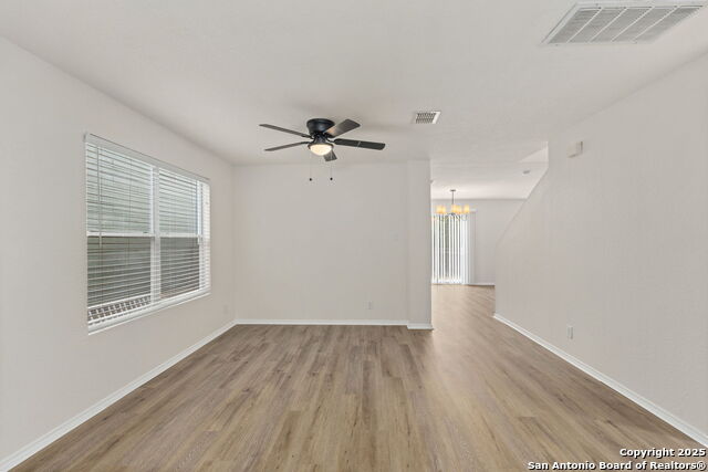 Image 17 of 39 For 5903 Bronco Way