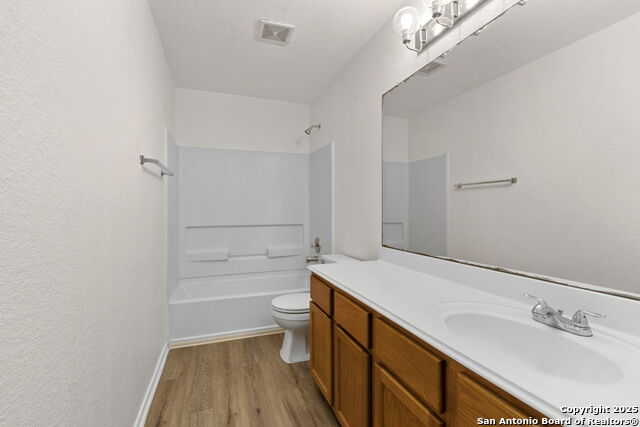 Image 34 of 39 For 5903 Bronco Way