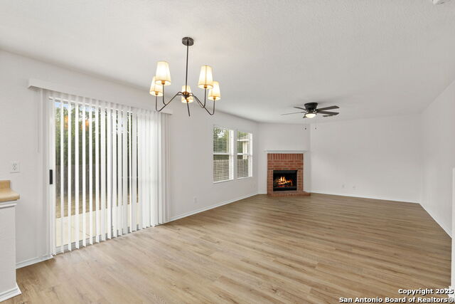 Image 5 of 39 For 5903 Bronco Way
