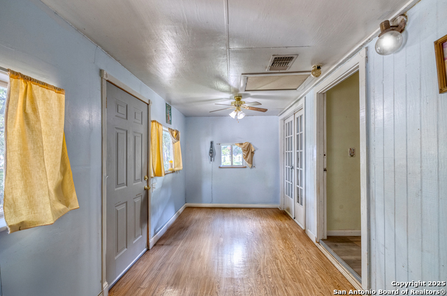 Image 11 of 25 For 1709 Ave E  