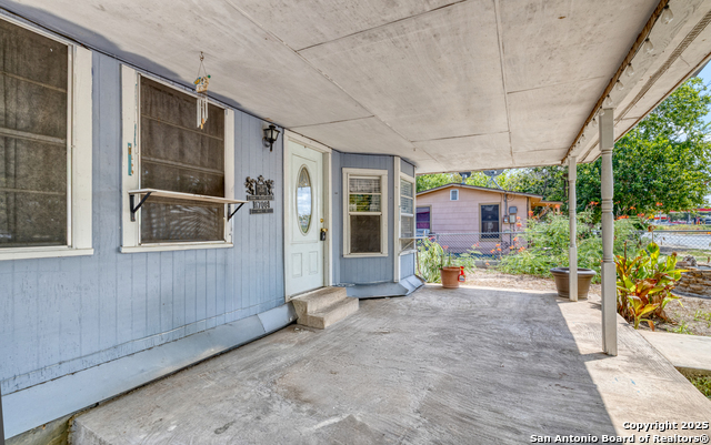 Image 2 of 25 For 1709 Ave E  