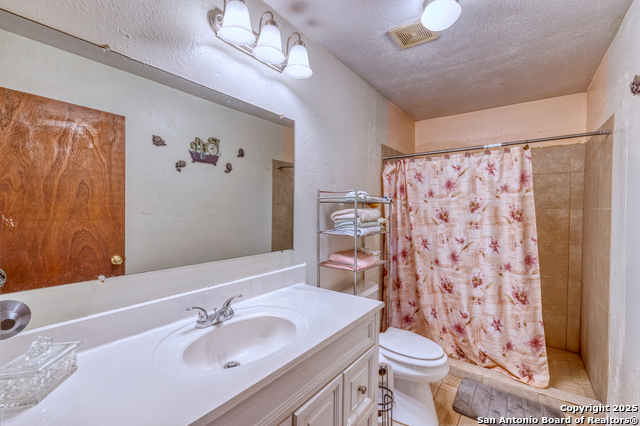 Image 9 of 25 For 1709 Ave E  