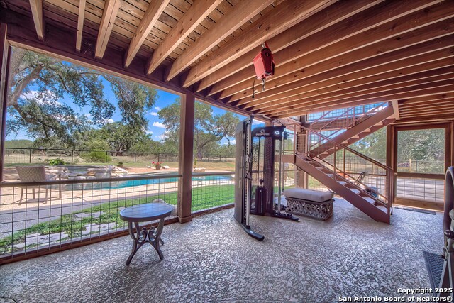 Image 10 of 51 For 5464 Coughran Rd