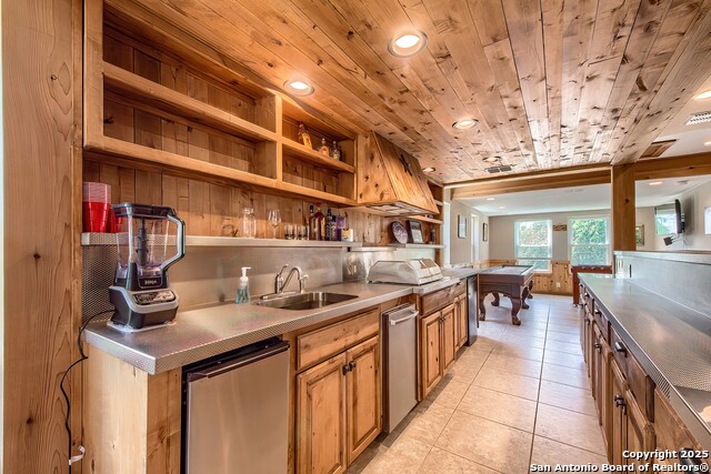 Image 13 of 51 For 5464 Coughran Rd