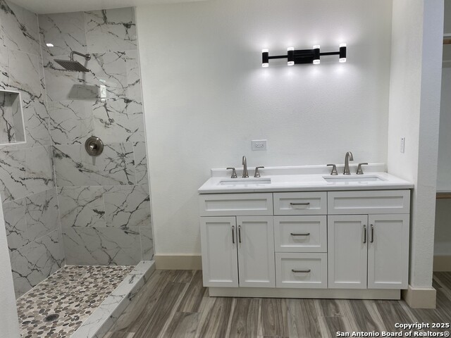 Image 13 of 35 For 2122 Cincinnati