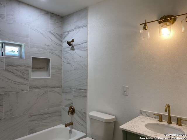 Image 21 of 35 For 2122 Cincinnati