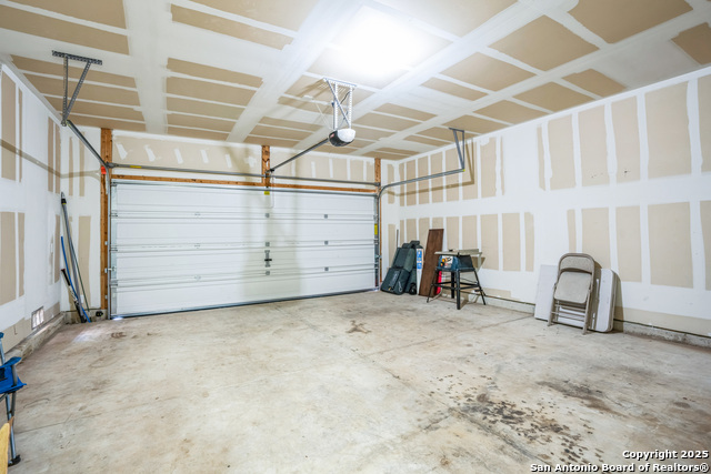 Image 13 of 28 For 20730 Cape Coral
