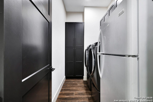 Listing photo id 25 for 2634 Beaver  