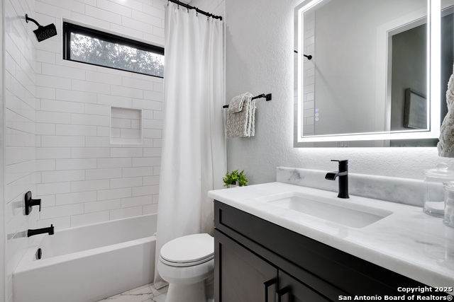 Listing photo id 33 for 2634 Beaver  