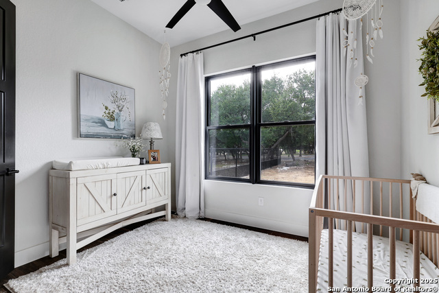 Listing photo id 36 for 2634 Beaver  