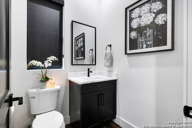 Listing photo id 37 for 2634 Beaver  