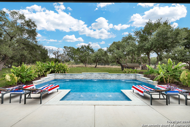 Listing photo id 42 for 2634 Beaver  