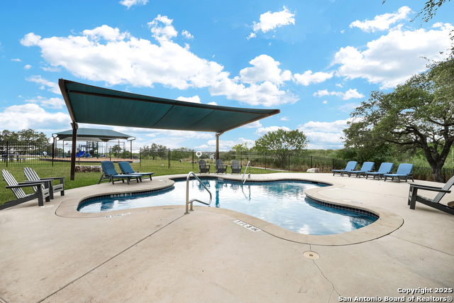 Listing photo id 56 for 2634 Beaver  