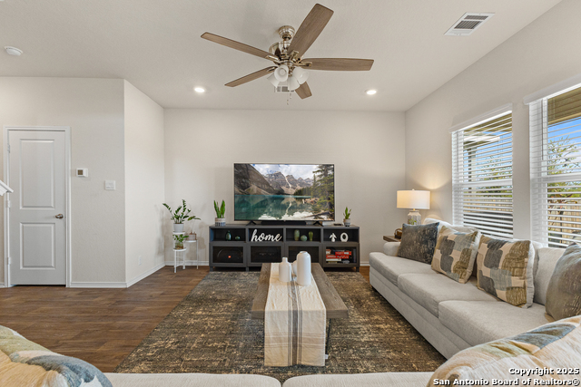 Image 5 of 17 For 10618 Neversink Blvd