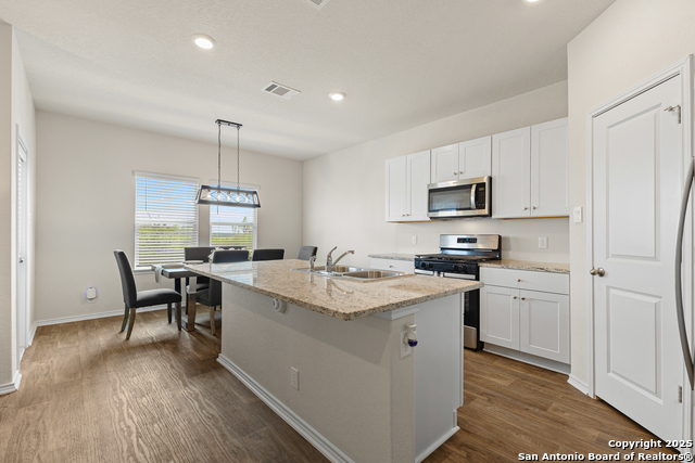 Image 6 of 17 For 10618 Neversink Blvd