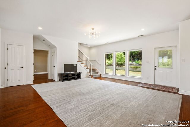 Image 11 of 49 For 148 Lake Front Dr
