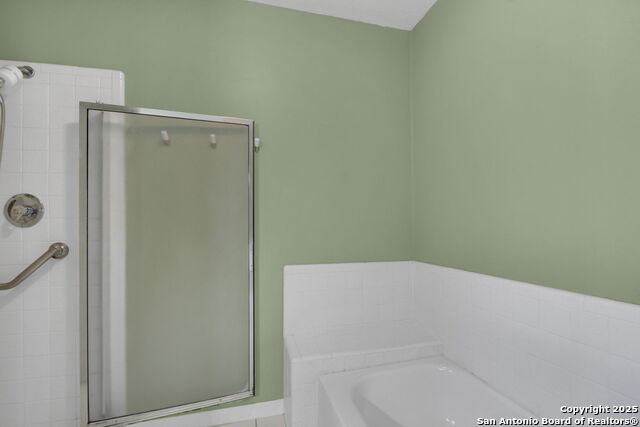 Image 20 of 45 For 2277 Abbey Loop S