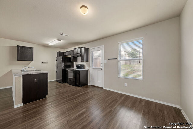 Image 10 of 31 For 7011 Walnut Valley