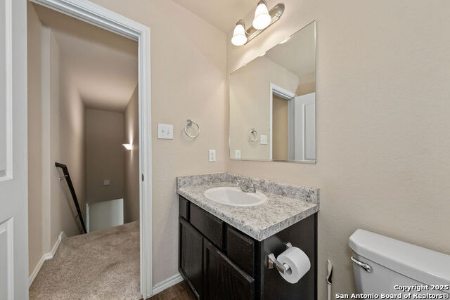 Image 16 of 31 For 7011 Walnut Valley