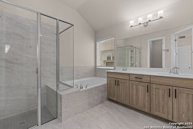 Listing photo id 28 for 6533 Crockett Cv