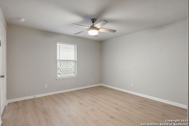 Listing photo id 27 for 10230 Midsummer Meadow