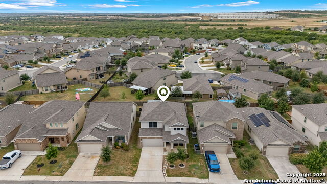Listing photo id 31 for 10230 Midsummer Meadow