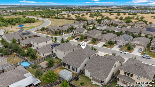 Listing photo id 32 for 10230 Midsummer Meadow