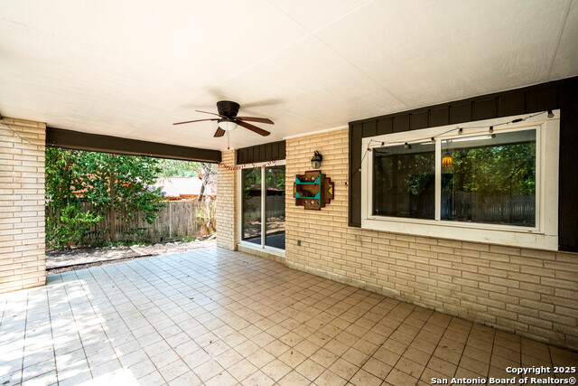 Image 31 of 39 For 12722 Castle Bend St