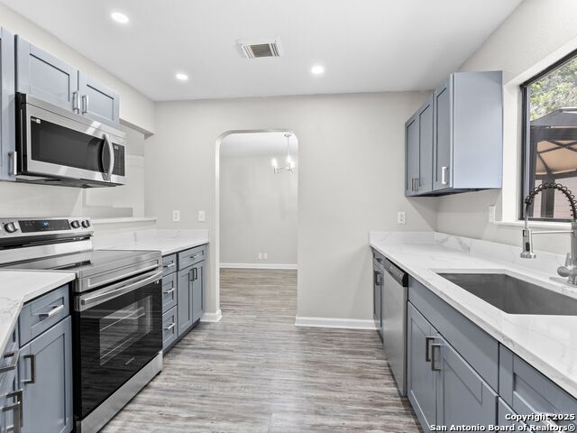 Listing photo id 1 for 13014 Hunters Moon